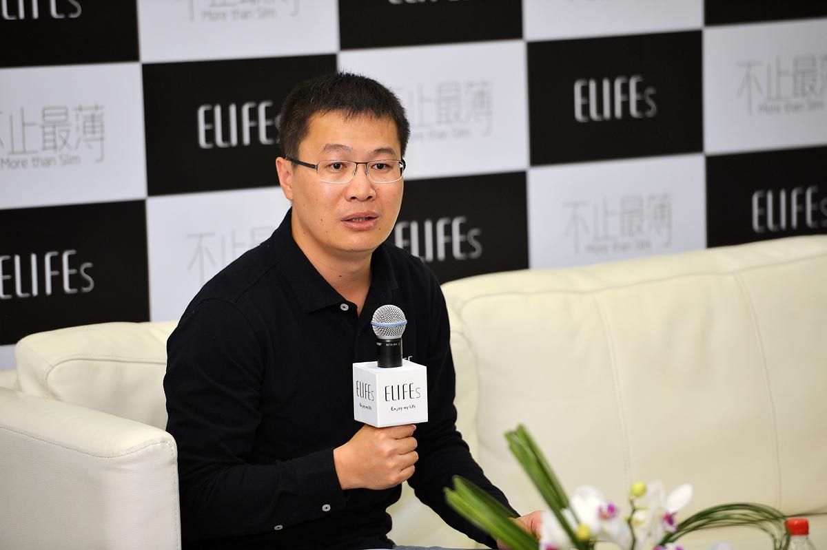 无论3g还是4g,核心还是要回归产品本身,卢伟冰一直坚持这个