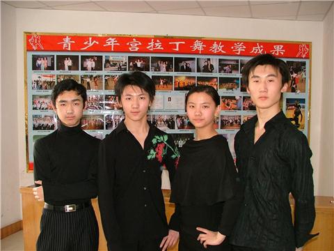 范文博好舞蹈<em>找</em>妹妹,众星力挺