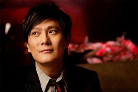 张信哲自曝曾收女粉丝内衣裤