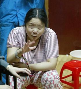 普通女犯帮助毒贩死刑犯李菊花记录遗嘱.