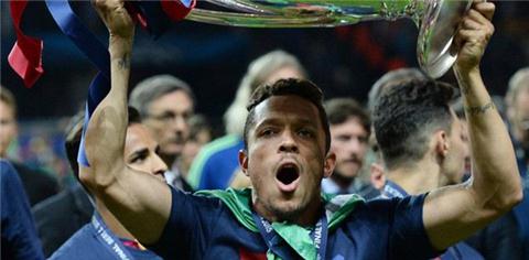 内马尔转会巴黎_罗马转会收入(2)